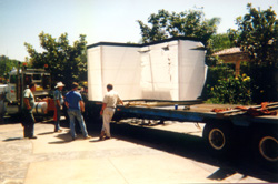 large_corner3.jpg (29290 bytes)