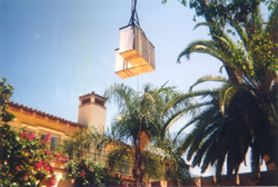 large_corner4.jpg (31896 bytes)